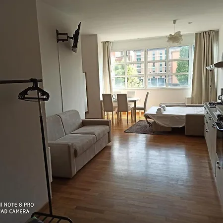 4 Star Friends Apartments - Self Check-In 度假居